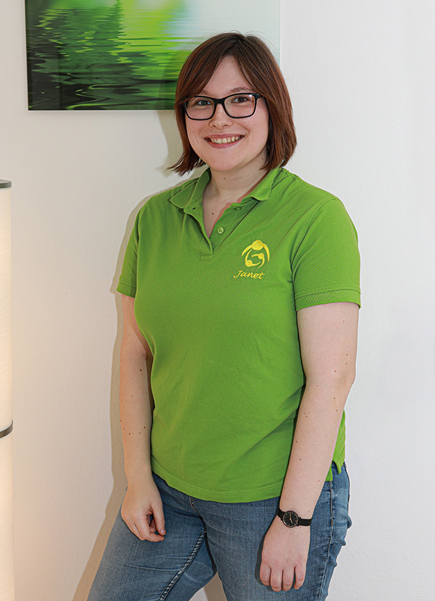 Bild von Janet in Praxiskleidung